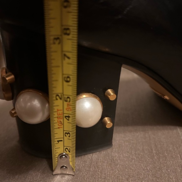 Authentic Gucci Loafers - Picture 9 of 14